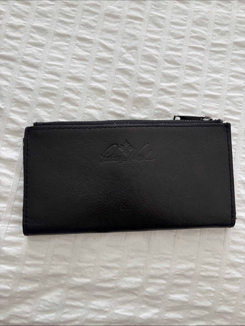 Women’s Black Leather Wallet - Classic Snap Closure - Picture 2 of 5